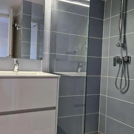 Prázdninový dům Maison Familiale Avec Terrasse, Animaux Bienvenus - Fr-1-387-222