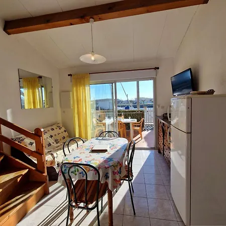 Сasa de vacaciones Maison Familiale Avec Terrasse, Animaux Bienvenus - Fr-1-387-222